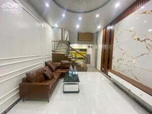 N4653. Cho thuê nhà nguyên căn tại Văn Cao - ô tô chuyển đồ đỗ cửa.