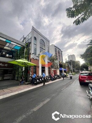 định cư cần bán gấp hxh hai bà trưng- vts-q3- dt: 8 x 21m,nở 11m-xd: hầm 7 tầng giá 40 tỷ