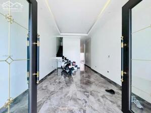 N4661. Cho thuê nhà đẹp tại Lê Hồng Phong - Có Thang Máy.