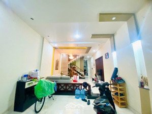 cho thuê nhà nguyên căn 1t2l đầy đủ nội thất ngay song ngữ lạc hồng