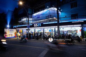 showroom xe hơi - số 123 quốc lộ 13 | 12x49m | 3 tầng | hdt: 88tr/tháng |