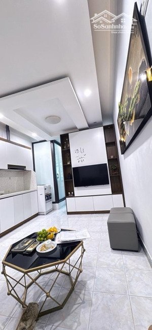 tập thể kim ngưu - tầng 2 - 40m2 - chỉ hơn 2 tỷ xíu