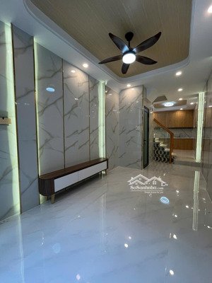 nhà mới đẹp 4 tỷ hơn ô tô tới nhà _34m2_2wc_3pn