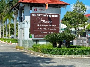 đường số 5 tiamo, gần sông và view khu biệt thự, căn duy nhất giá rẻ. 