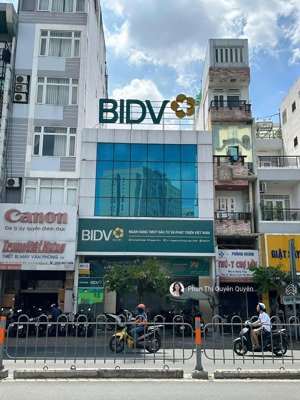 siêu vị trí - mặt tiền võ văn ngân, thủ đức - 7 x 28m - ctxd: hầm 6 tầng - hđt: 150 triệu - 36,5 tỷ