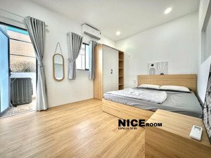 căn hộ 1 phòng ngủ - ban công - máy giặt riêng full nội thất gần ngã tư hàng xanh 