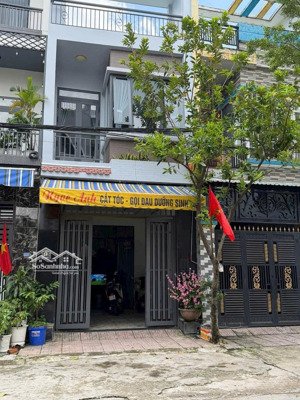 bán nhà trệt lầu giá rẻ gần chợ thành nam - vòng xoay an phú, thuận an