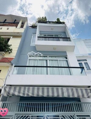 bán nhà đường nhựa xe hơi ngủ trong nhà, sát mt vĩnh hội