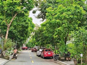 bán nhà liền kề kđt văn phú, diện tích 90m, vị trí đẹp, giá chỉ 19 tỷ