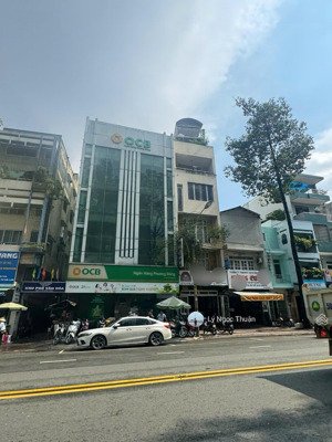 siêu mặt tiền an dương vương quận 5 (4.5x20m) 7 tầng thang máy giá chỉ 36 tỷ tl