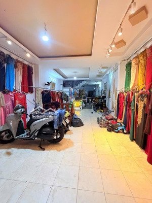 bán nhà mặt tiền trương phước phan bình tân , dt: 125m2 ( 5mx25m ) , 3 lầu , ct 20tr , chỉ 12,7 tỷ