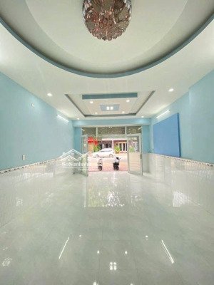 cho thuê nhà đẹp mặt tiền 1t2l đường n1 khu d2d p.thống nhất , biên hoà