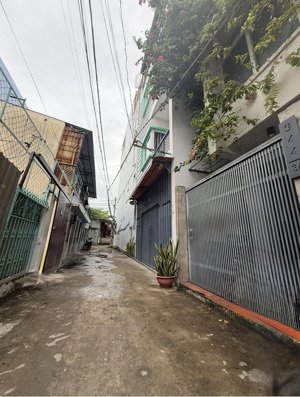 bán nhà cấp 4 ngang 5m dài 23m nở hậu, hẻm ôtô 4 chỗ một sẹc huỳnh tấn phát tân phú quận 7 chỉ 7 tỷ