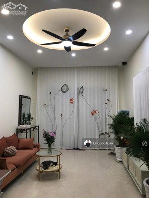 bán nhanh! chỉ 11,9 tỷ sở hữu ngay nhà 3 tầng - 80m2, dt 4x18m, cách mt chỉ 10m huỳnh văn bánh, pn