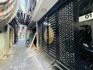 nhà đẹp ở ngay - cự lộc - thanh xuân oto đỗ cửa, vị trí đắc địa. 34m - 4t - mt 4m - 7.95 tỷ