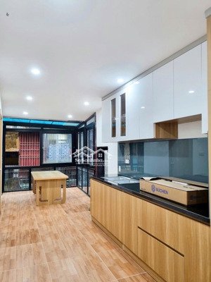 siêu phẩm ch tt rộng thoáng đẹp 70m lô góc-tặng full nội thất đẹp-giá nhỉnh 4tỷ