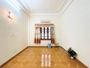 10m ra oto- lõi hoàng mai- 32m2-5t- chỉ 7.8 tỷ (ctl)