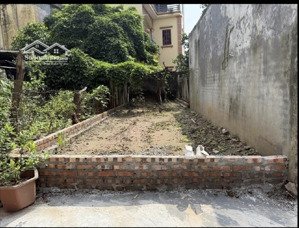 bán đất thạch bàn long biên hà nội diện tích : 50m2 * 3,7m * 5,950 tỷ nông gần ôtô đầu ngõsânđểôtô