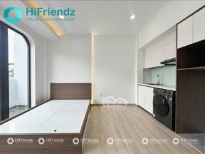 khai trương căn hộ dich vụ full nội thấy ban công máy giặt riêng gần ngã 4 phú nhuận giáp cầu kiệu