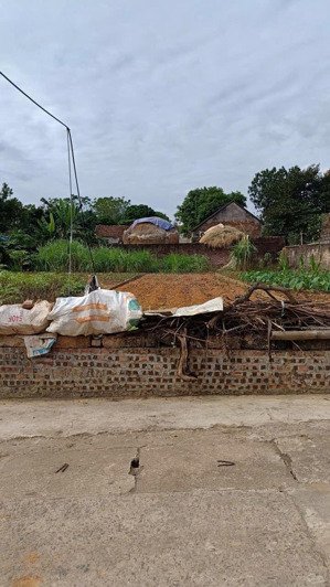 lô đất full thổ cư - vị trí đẹp - đường thông ô tô - tiện ích xung quanh đầy đủ...