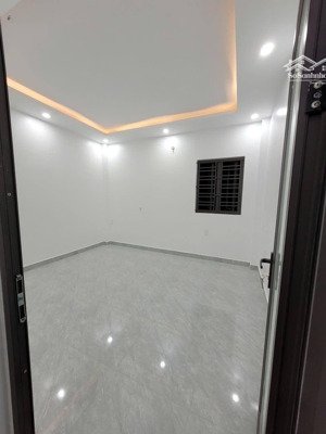 cần bán căn 2 tầng ngõ oto tại tdp quỳnh cư, hùng vương 1,95 tỷ