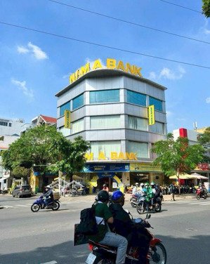 bán toà nhà góc 2mt vườn lài- q tân phú- dt 11x17m- ctxd hầm 6 tầng- hdt 180triệu/ tháng- giá 31ty