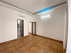 bán nhà mặt phố tại kdc bình hưng ngay bến xe quận 8, 96m2, 5 tầng , 11.3 tỷ