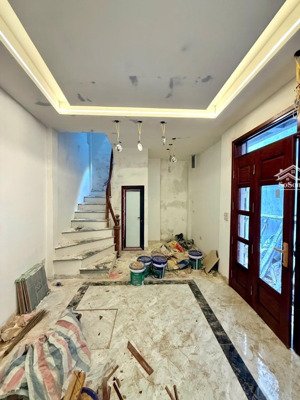 nhà mới đẹp hồng mai - hai bà trưng 35m, 4 tầng, 3 phòng ngủ khép kín, thông sàn