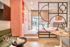 căn hộ full nội thất ban công tách bếp xịn sò gần ngay ngã tư phú nhuận