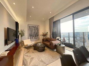 bán gấp căn 4pn the marq, full nội thất sang xịn, thang máy riêng