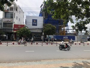 cho thuê nhà mặt tiền đường đồng khởi trung tâm tp. bến tre, vị trí vàng kinh doanh