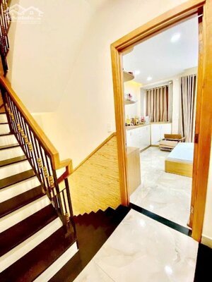 Bán nhà 5 Tầng, 4Pn, 34m2, hẻm xe hơi thông Phan Đăng Lưu, Phú Nhuận, 7.65 Tỷ