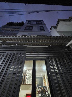 bán nhà đẹp sát vách lotte mart q7, 4 tầng, chỉ 5tỷ750 tl