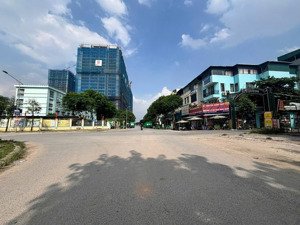 nhà bằng liệt. linh đàm.42m ô tô đỗ cửa. giá 8 tỷ