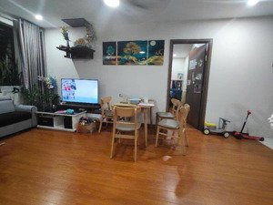 bán gấp ch 72m2, 2pn, 2wc, kim văn kim lũ, 5,7 tỷ, hoàng mai, hn