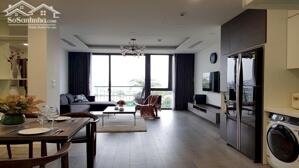 Cho thuê căn hộ dịch vụ tại Trịnh Công Sơn, Tây Hồ, 120m2, 3PN, ban công, đầy đủ nội thất đẹp hiện đại