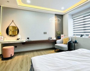 em chính chủ bán căn hộ tầng 18 tại dolphin. giá 8,6 tỷ - 133m2 - ban công đông nam. 