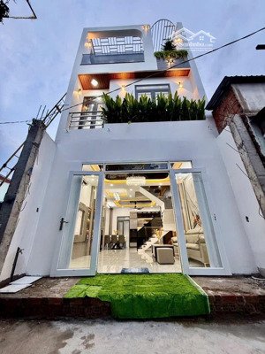 bán nhà mới đẹp full nt ở liền y hình 100% hẻm 1716 huỳnh tấn phát, nhà bè ( ngay chợ phú xuân )