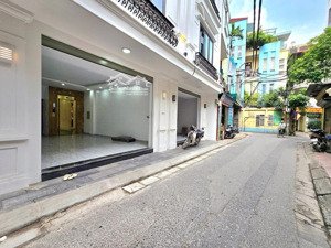 bán nhà riêng 4pn + 6wc, văn cao, ba đình, hà nội, 17 tỷ vnd, 50m2, view đẹp hàng hiếm tại