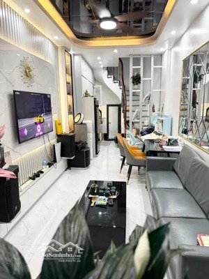 thọ lão - hai bà trưng 28m2 / 5tầng / mt : 3.1m / 7.6 tỷ