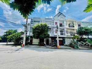 cho thuê nhà 1 trệt 2 lầu kdc tân phong nội thất cơ bản