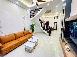 trung tâm mỹ đình 34m2 - 5t - vf3 lùi cửa - 6.85 tỷ - 20m ra mặt phố kinh doanh ô tô tránh