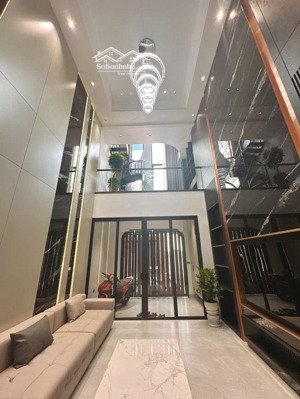 đẹp lung linh
ngõ 268.56 ngọc thuỵ. 65m2 bước vào ngỡ 90m. thiết kế độc đáo, sang trọng.