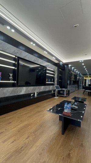 cần thanh khoản gấp căn nhà phố thạch bàn s:64m x 7 tầng - mt: 6.7m kinh doanh