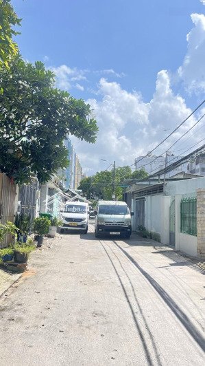 phước long a - đường tây hòa - gấp bán nhà 104m2 - 1 trệt + lầu - đường rộng 6m - nhỉnh 7 tỷ