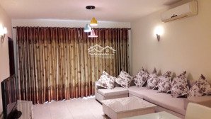 cần cho thuê căn hộ hùng vương plaza q5 dt 130m2, 3 phòng ngủ, 3 wc, view thoáng mát giao thôn