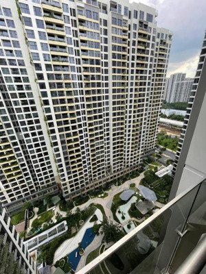 căn 2pn tòa c 4,45tỷ, tầng trung view nội khu dự án lumiere boulevard
