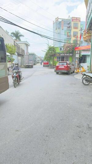 BÁN NHÀ DÂN TỰ XÂY TÂM HUYẾT SIÊU ĐẸP 4 TẦNG - BIÊN GIANG – OTO VÀO NHÀ - 36m - MẶT 4m – 3.8 TỶ