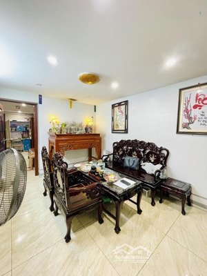 bán căn hộ tập thể nhân chính, phố nhân hòa, thanh xuân, 90m2, 3 ngủ, 2 vệ sinh, nhỉnh 4 tỷ