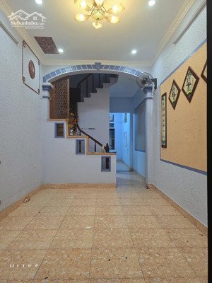 nhà 3 tầng thượng thanh - dân xây chắc chắn